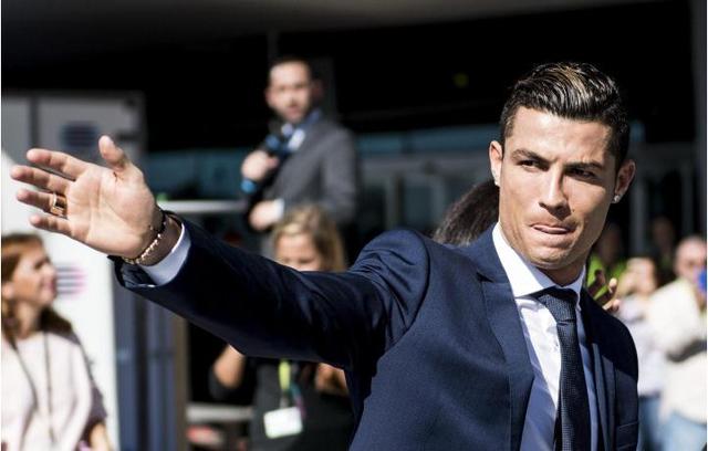 惊艳世界波！巴尔韦德爆发，阿隆索昏招坑苦皇马，怎能复仇巴萨？