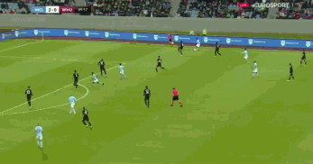 让穆阿尼踢中锋？弗兰克：我很欣赏他能踢左右两个边锋的位置